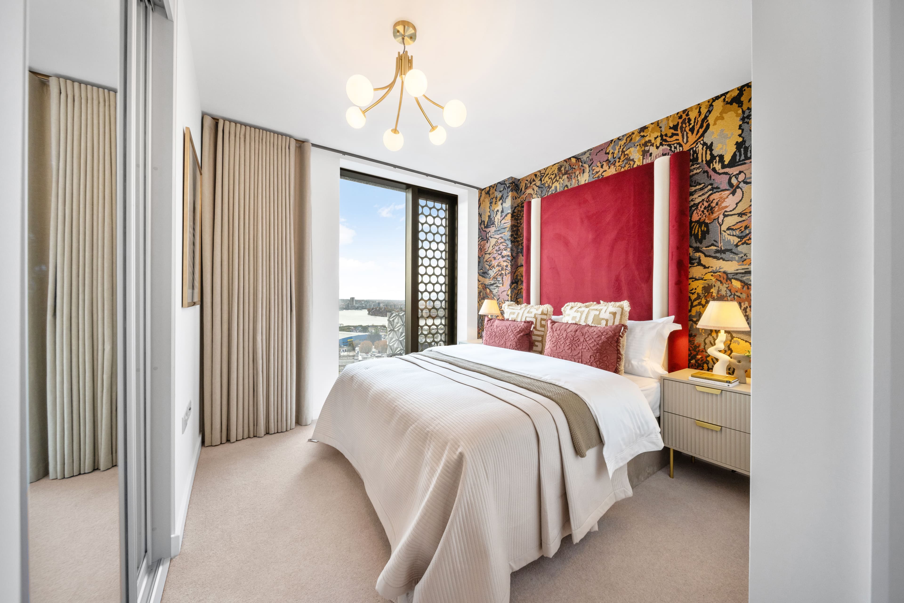 New build home in Greenwich Peninsula